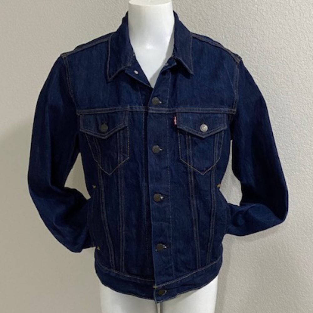 NWOT Levi's Trucker Dark Wash Jean Jacket Size S